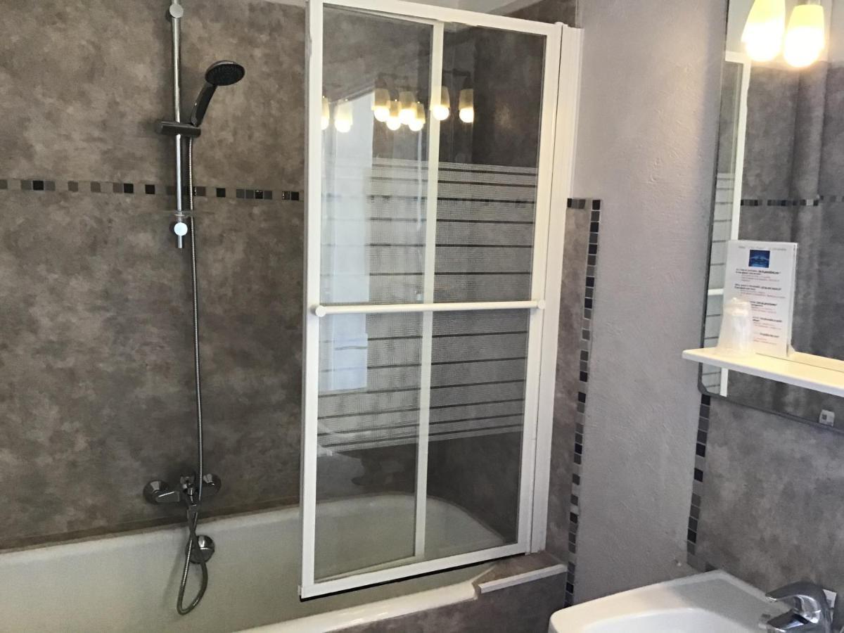 Hotel L'Ilot Fleuri Le Lavandou Zewnętrze zdjęcie